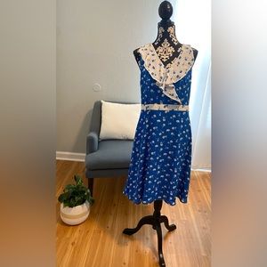 Ann Taylor Factory, Blue Floral Flowy Spring Sleeveless Dress, size 10